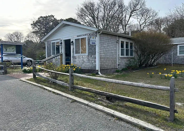 Island Inn